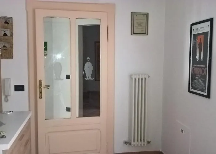 住宿加早餐酒店 Charlie Chaplin Tamara