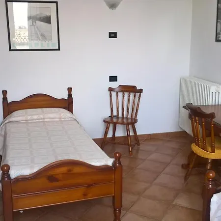 Charlie Chaplin Bed and breakfast 3*